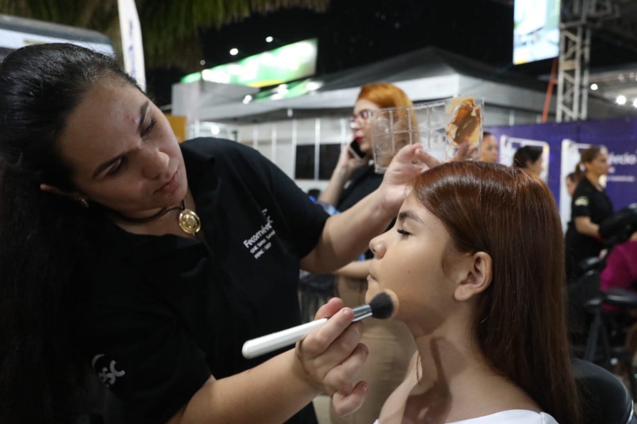 Terceira noite da Expoacre 2025 é marcada por emoção e descobertas no Espaço Comércio Terceira noite da Expoacre 2025 é marcada por emoção e descobertas no Espaço Comércio