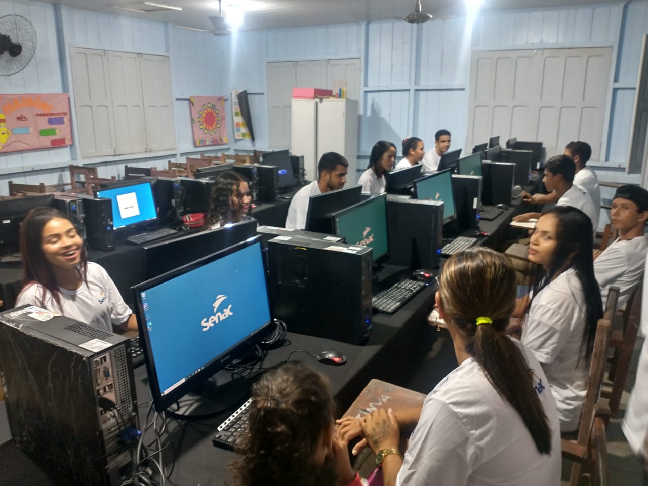 Senac Acre realiza curso de informática para moradores do Rio Crôa